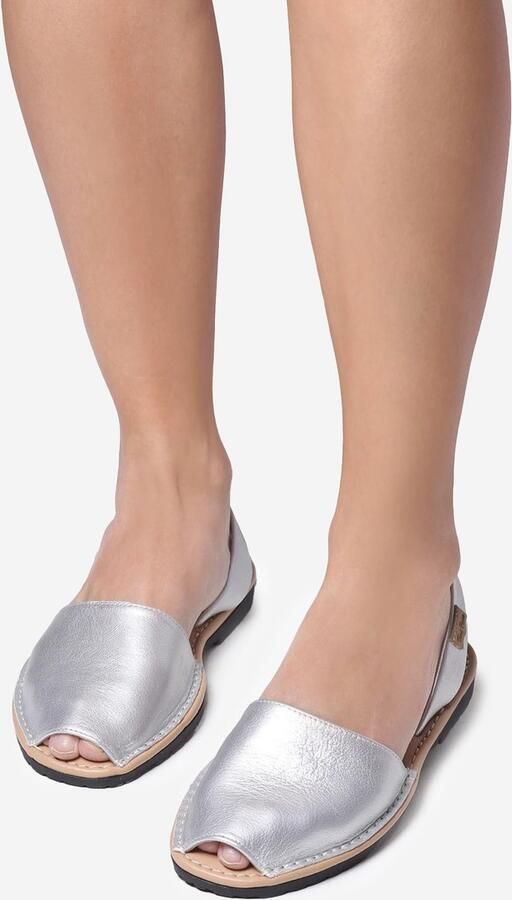 Toni Pons Klassieke leren sandalen voor dames uit Menorca MAO-P