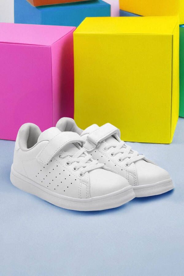 TRENDYOL SHOES Zwarte Enkele Klittenband Kinder Unisex Kinder Sportschoenen Takaw25Sn00036