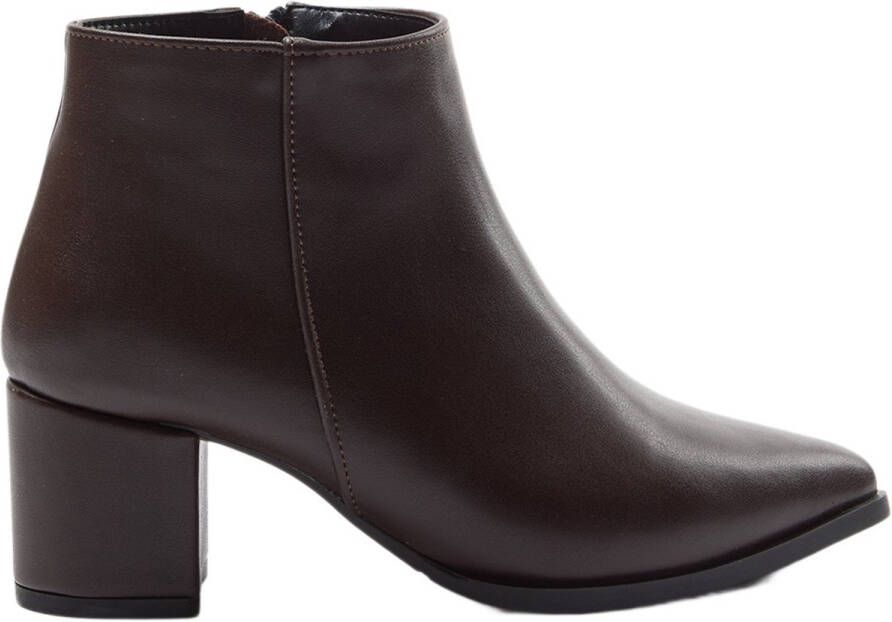 TRENDYOL SHOES Donkerbruine Enkellaarsjes Met Blokhak En Rits Voor Dames Takaw25Bo00010