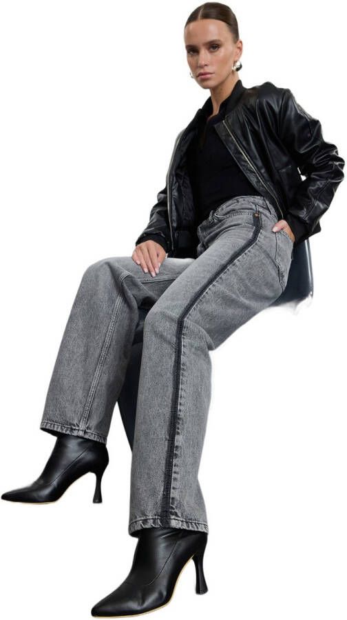 TRENDYOL SHOES Zwarte Stretch Dameslaarzen Met Dunne Hak Takaw25Bo00013