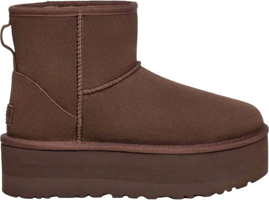 UGG Vachtlaarzen Dames W Classic Mini Platform Maat: 41 Materiaal: Suède Kleur: Bruin