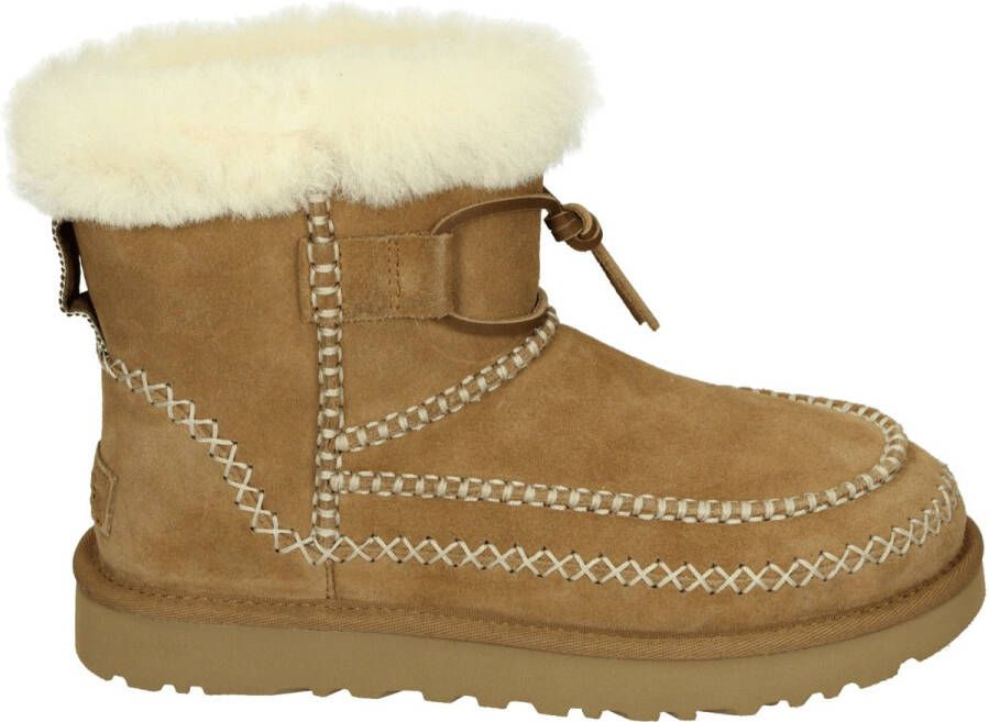 UGG CLASSIC MINI ALPINE W SnowbootsGevoerde laarzenDames laarzen Cognac