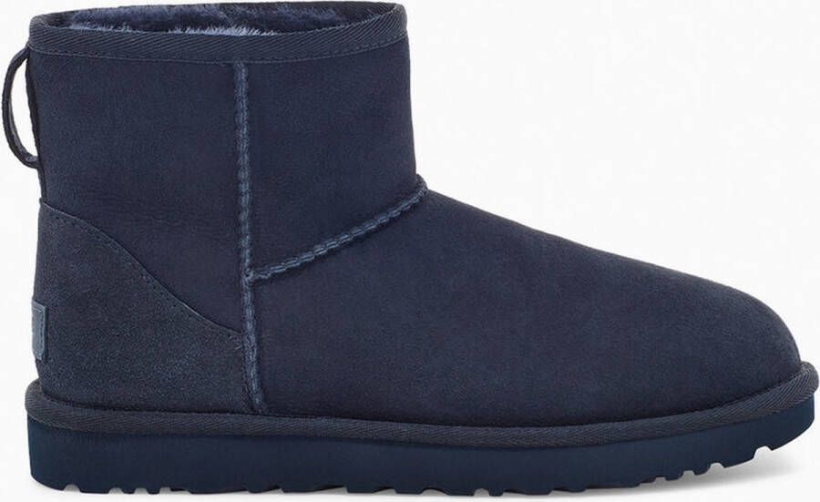 UGG CLASSIC MINI II W Volwassenen Gevoerde laarzen Kleur Blauw