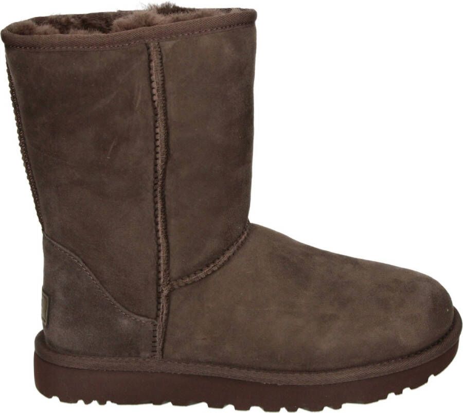 UGG CLASSIC SHORT II W Gevoerde laarzenSnowbootsDames laarzen Bruin