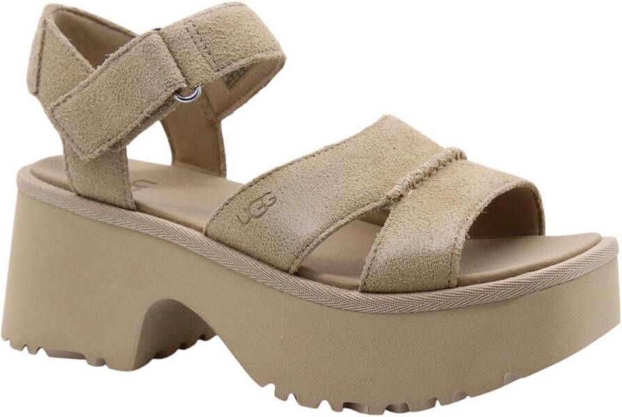 UGG Plateausandaaltjes NEW HEIGHTS ANKLE STRAP wedge-sandaal plateauschoen met praktische klittenbandsluiting