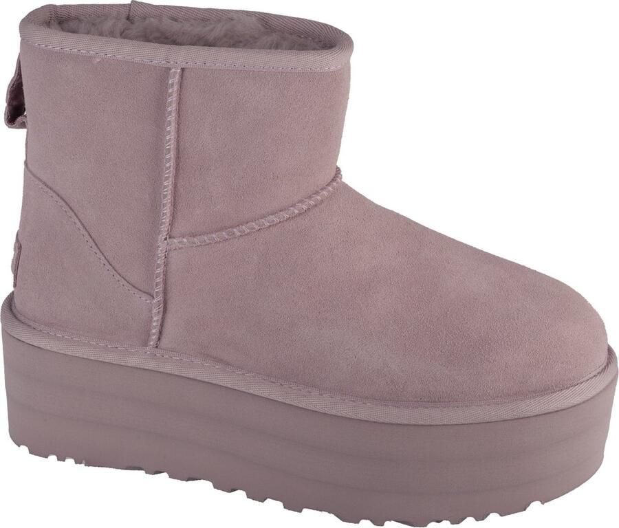 UGG Plateaulaarsjes Classic Mini Platform Winterlaarzen plateaulaarzen instaplaarzen om in te stappen