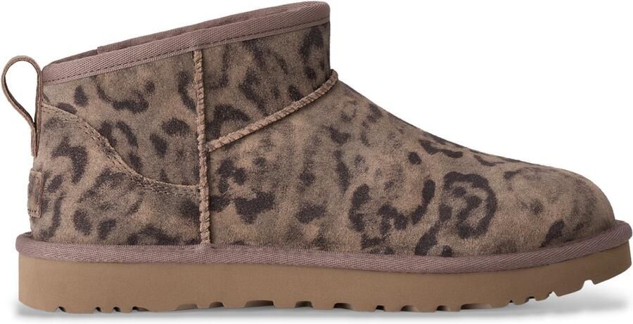 UGG Bruine Ultra Mini Spotted Classic leren enkellaarsjes