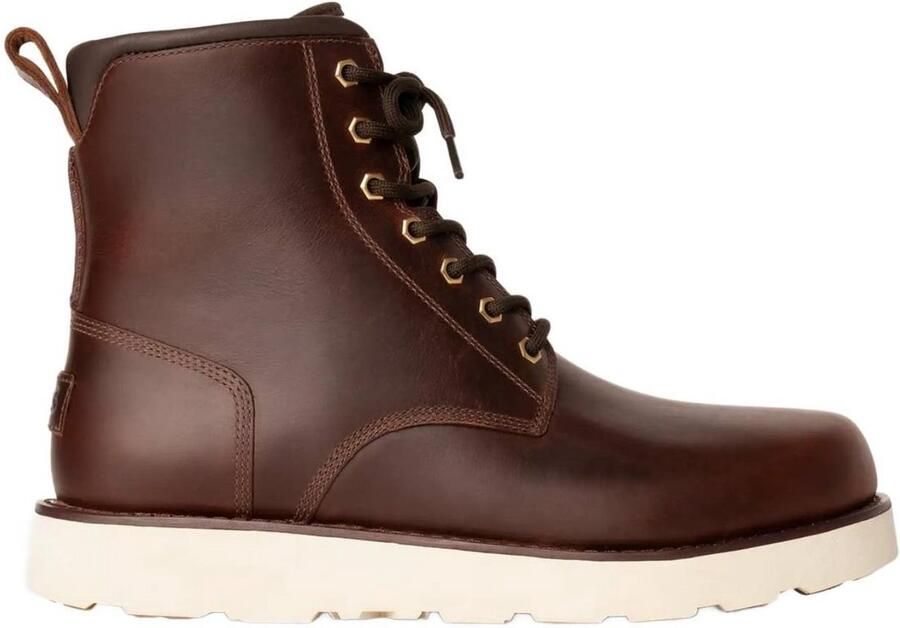 UGG Heren Winterlaarzen Cason Boot Elegant Donkerkastanjebruin Natuurlijke Lederen Winter Schoeisel van Hoge Kwaliteit voor Stijl en Comfort