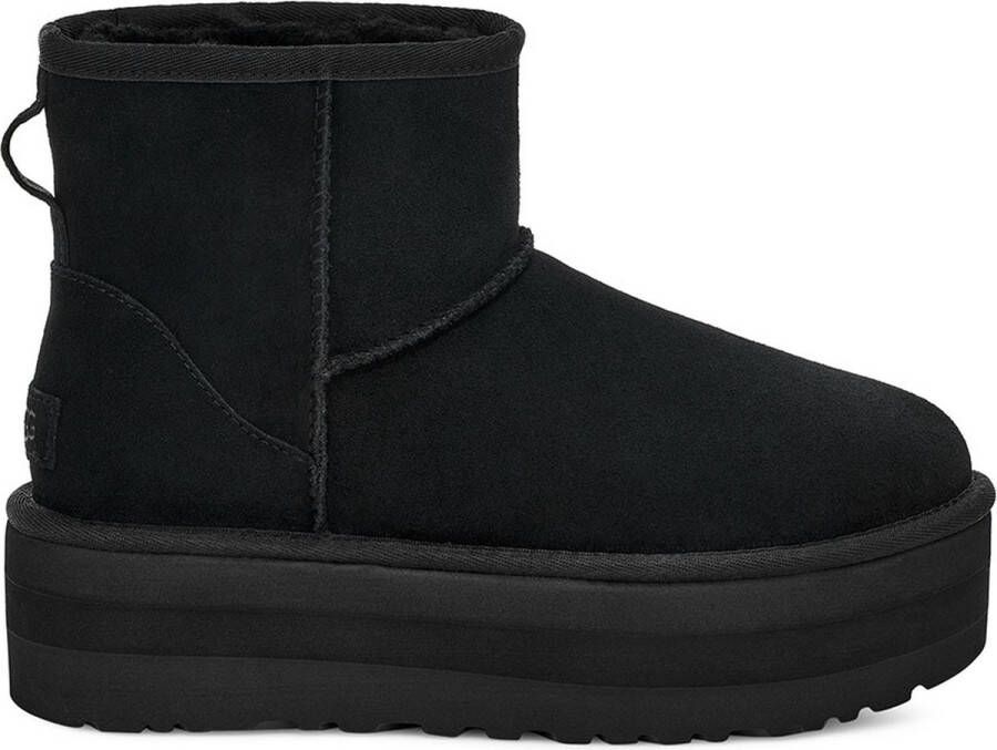 UGG Plateaulaarsjes Classic Mini Platform winterboots plateau laarzen instap laarzen om in te stappen