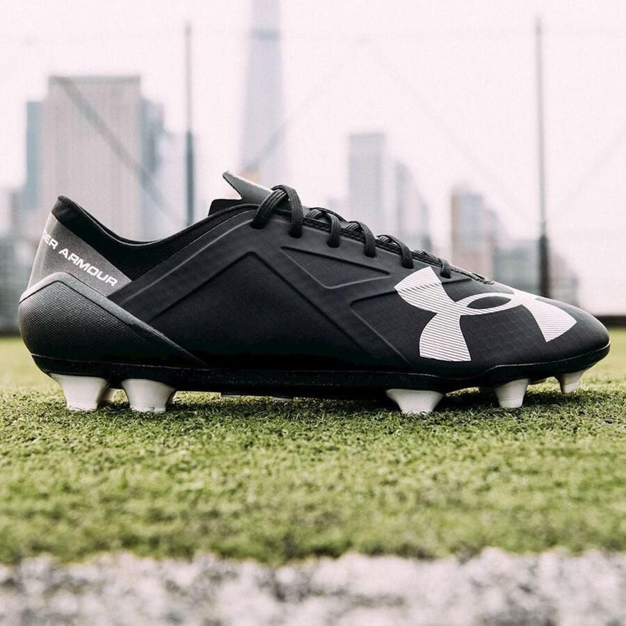 Under Armour SpotLight Pro 2.0 Voetbalschoenen Unisex Zwart Wit