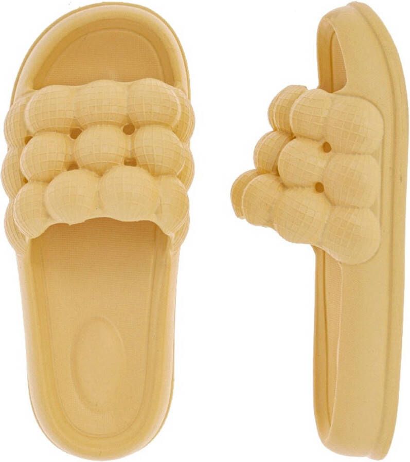Unique Living Slippers Gusto Soft Yellow