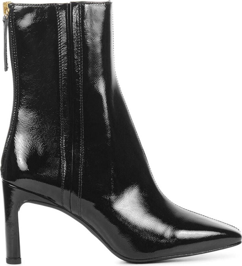 UNISA Enkellaarsjes Dames Wadix Maat: 39 Materiaal: Leer Kleur: Zwart