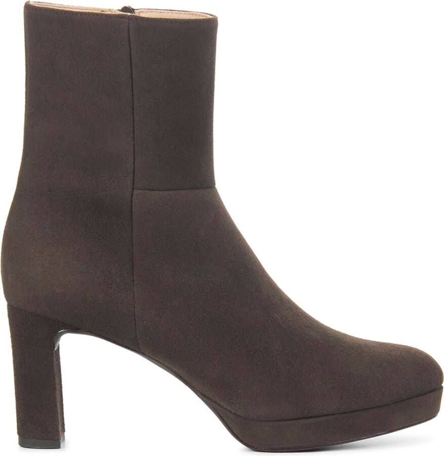 UNISA Enkellaarsjes Dames Meque Maat: 37 Materiaal: Suède Kleur: Bruin