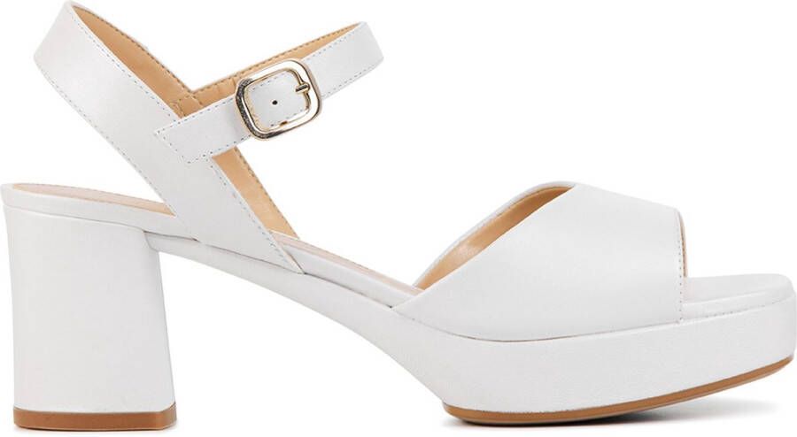 UNISA Sandalen Dames Ney Trouw Maat: 35 Materiaal: Leer Kleur: Gebroken wit