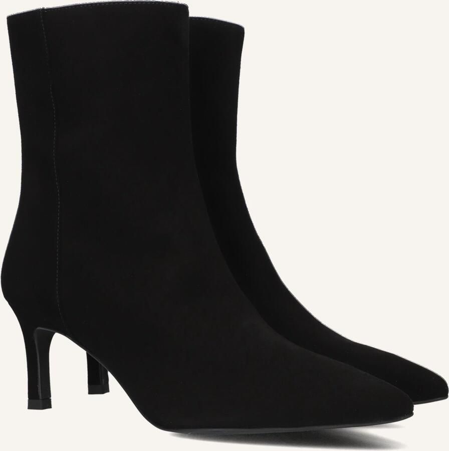 UNISA Enkellaarsjes Dames Loman Maat: 36 Materiaal: Suède Kleur: Zwart