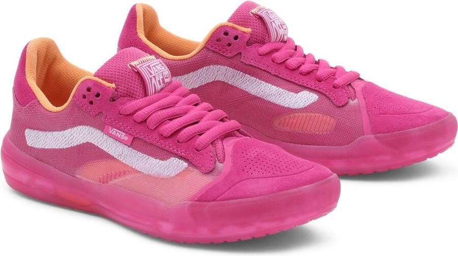 Vans Unisex Lifestyle Classic Plus FTW Sneaker Ua Evdnt Ultimatewaffle Pop Outsole Fuchsia