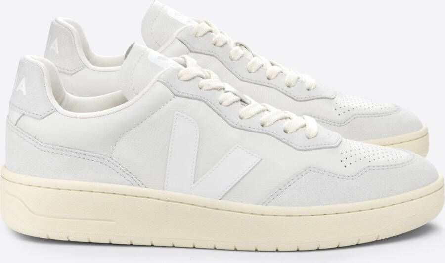 Veja Witte sneakers met grijze suède inzetstukken White