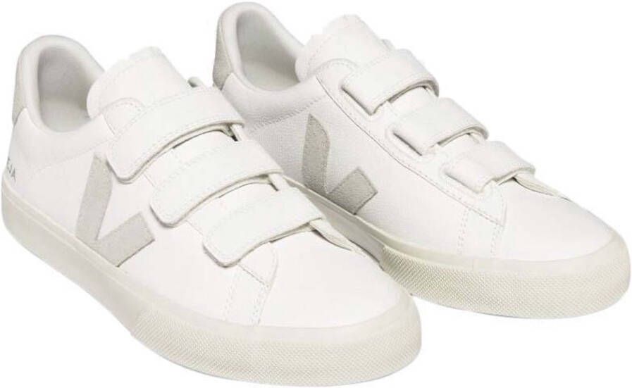 VEJA Lage Sneakers Recife Logo Maat: 39 Materiaal: Leer Kleur: Wit