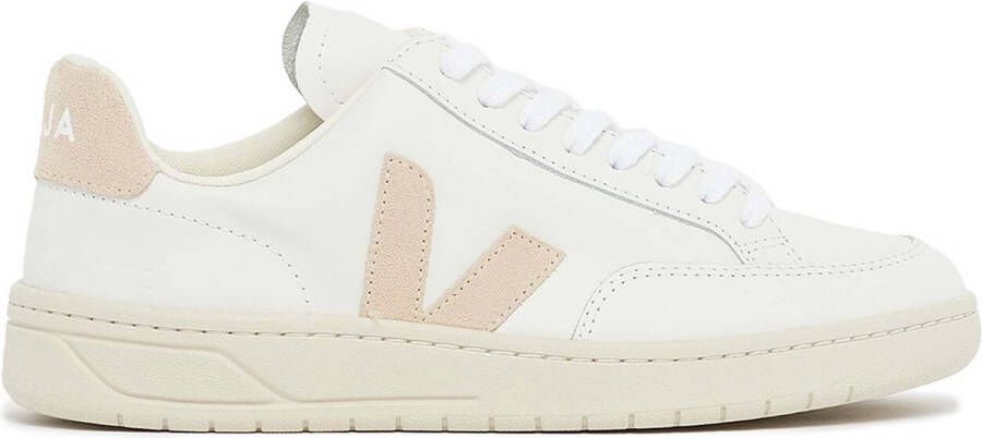 Veja Witte veganistisch leren sneakers met stijlvol ontwerp Wit