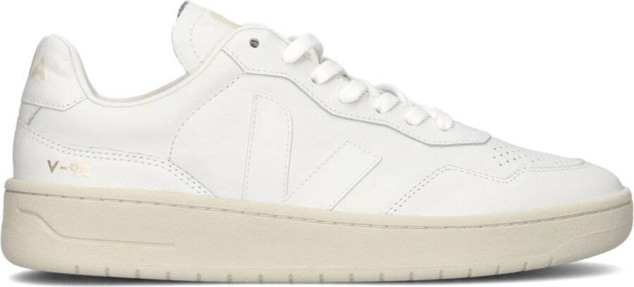 VEJA Lage Sneakers V-90 Maat: 41 Materiaal: Leer Kleur: Wit