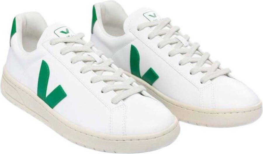 Veja Witte Emeraud Sneakers Synthetisch leer Top veters White