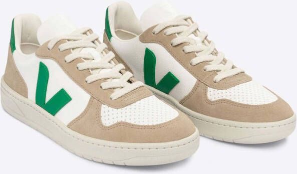 Veja Witte leren herensneakers met bruine suède inzetstukken Wit