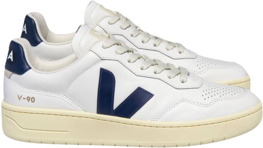 Veja Chromevrije leren sneakers met geperforeerde neusdoos White
