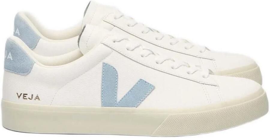 Veja Chroomvrije Leren Sneakers Wit Lichtblauw
