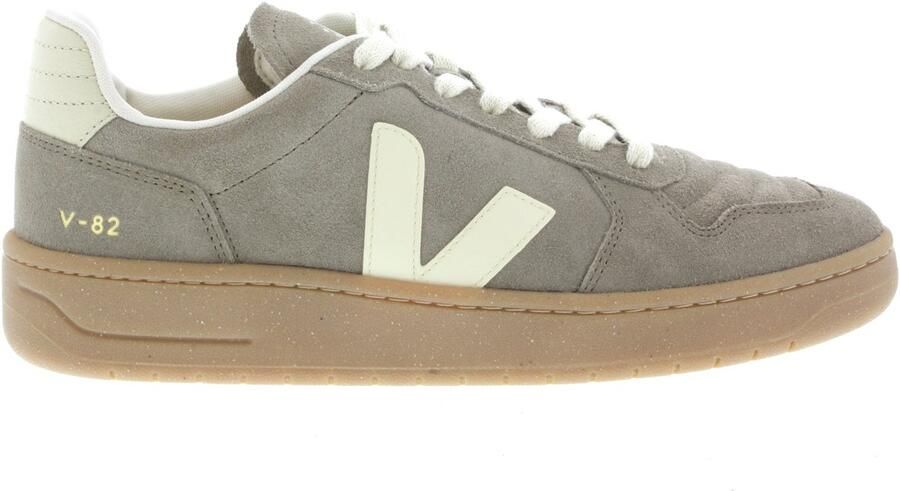 VEJA V-82 II taupe calcaire naturel Suede Unisex