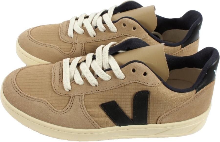 Veja V-10 Ripstop Sneaker