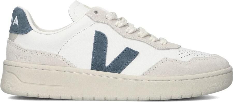 VEJA Lage Sneakers Dames V-90 Maat: 42 Materiaal: Suède Kleur: Wit