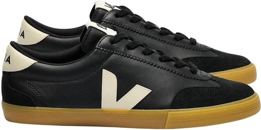 Veja Low Profile Leather and Suede Casual Shoes Black Sneakers