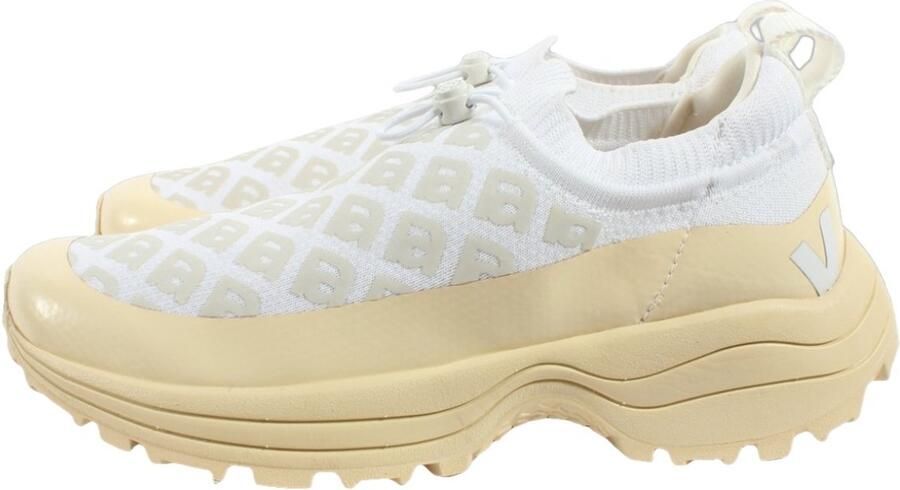 Veja Low-Top Sneakers X Amélie Pichard V-Knit Sneakers in wit