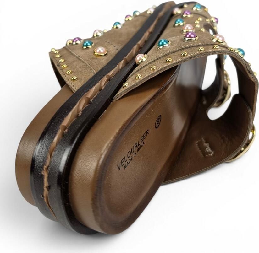Velourleer Dames Slippers Suède Look met Gekleurde Kralen en Gouden Studs Comfortabele Muiltjes Lente en Zomer Bruin