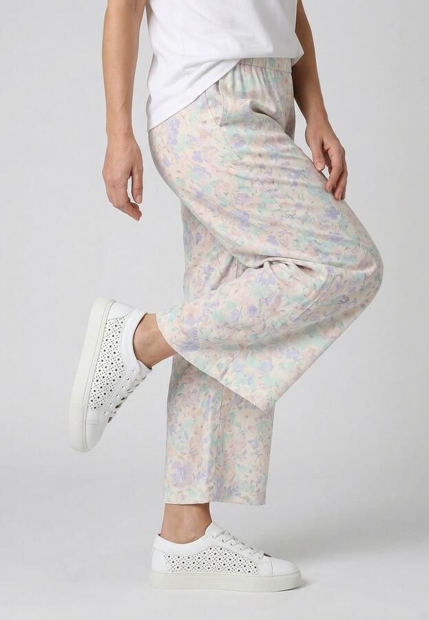 Venezia Witte sneakers Echt leer Geperforeerd