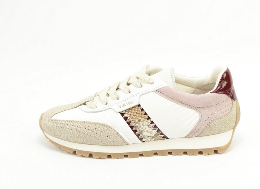 VIA VAI Scott Sara 62399-02