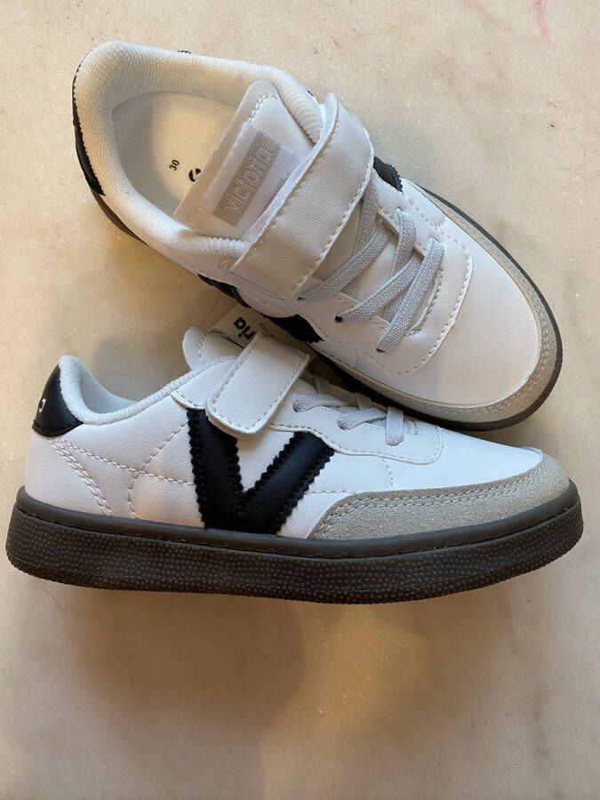 Victoria Moderne en comfortabele kindersneakers