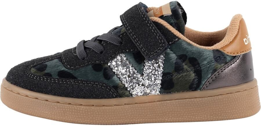 Victoria Lage sneakers met veters