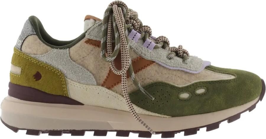 Victoria Trainers Luna