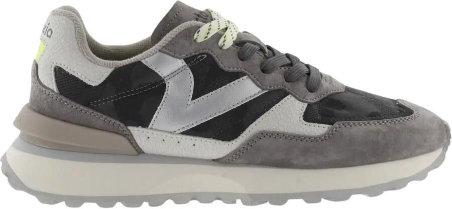 Victoria Trainers Rush New Camo