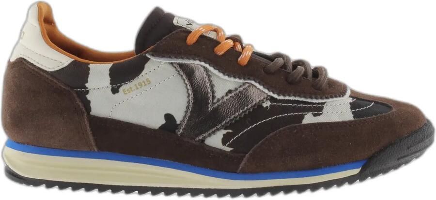 Victoria Trainers Saturno