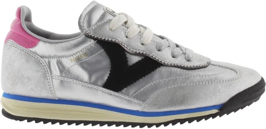 Victoria Trainers Saturno