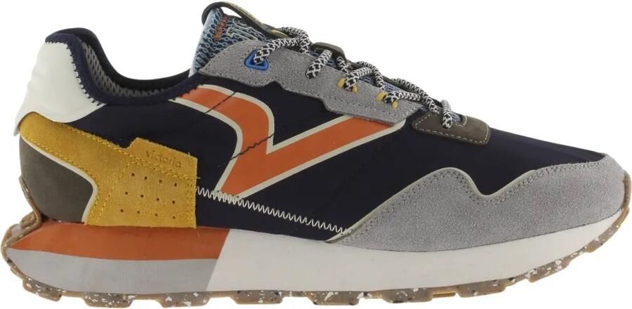 Victoria Trainers Wing Future Casual