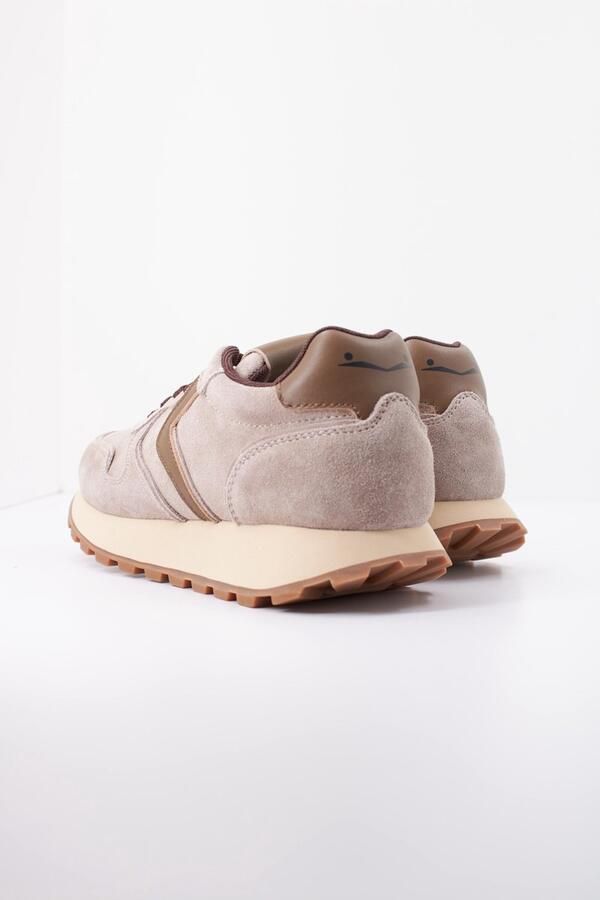 Voile blanche Sneakers 202011401 Paris Easy
