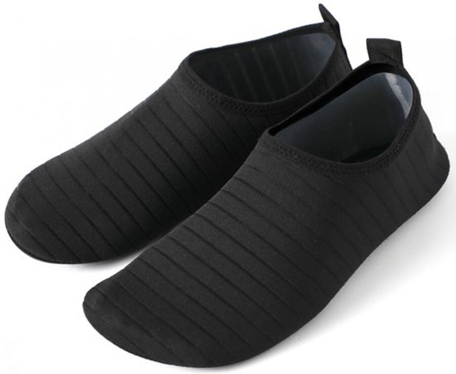 Waterschoenen voor Volwassenen Watersokken Dunne Waterschoenen Anti-Slip Zwemschoenen en zwart
