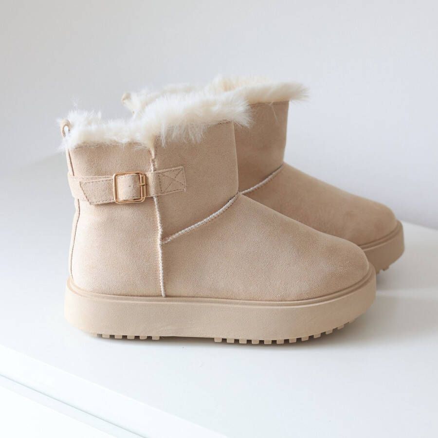 Weloveshoes Smile Favorites Dames Uggies Pantoffels Boots Beige Suedine