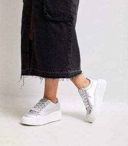 Weloveshoes SmileFavorites Sneakers Imitatieleer Zilver