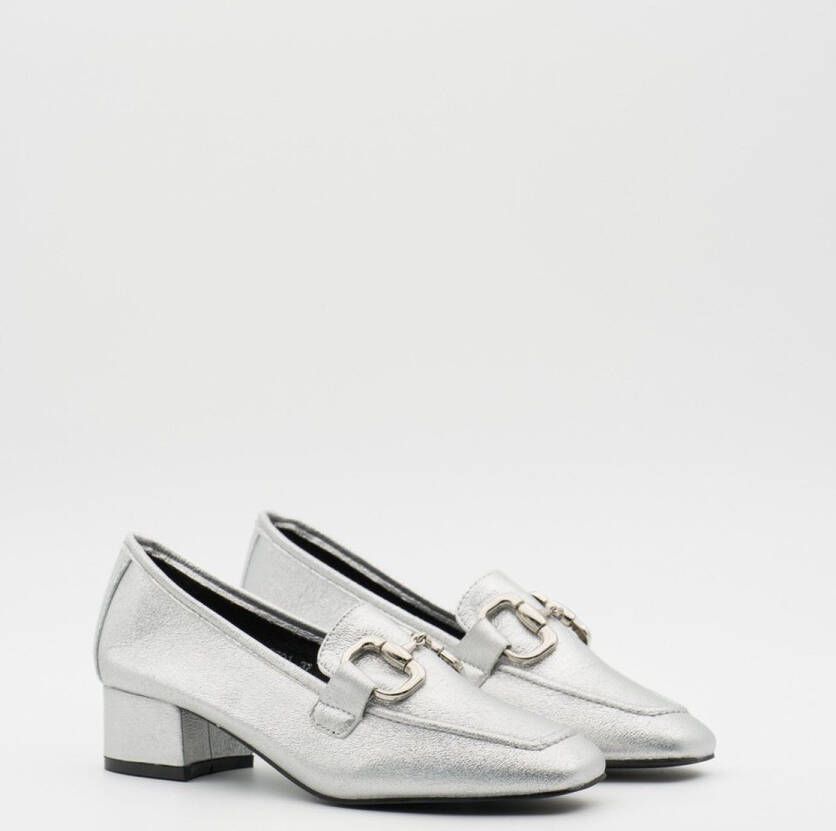 Weloveshoes SmileFavorites Loafers & Espadrilles Western Zilver Imitatieleer