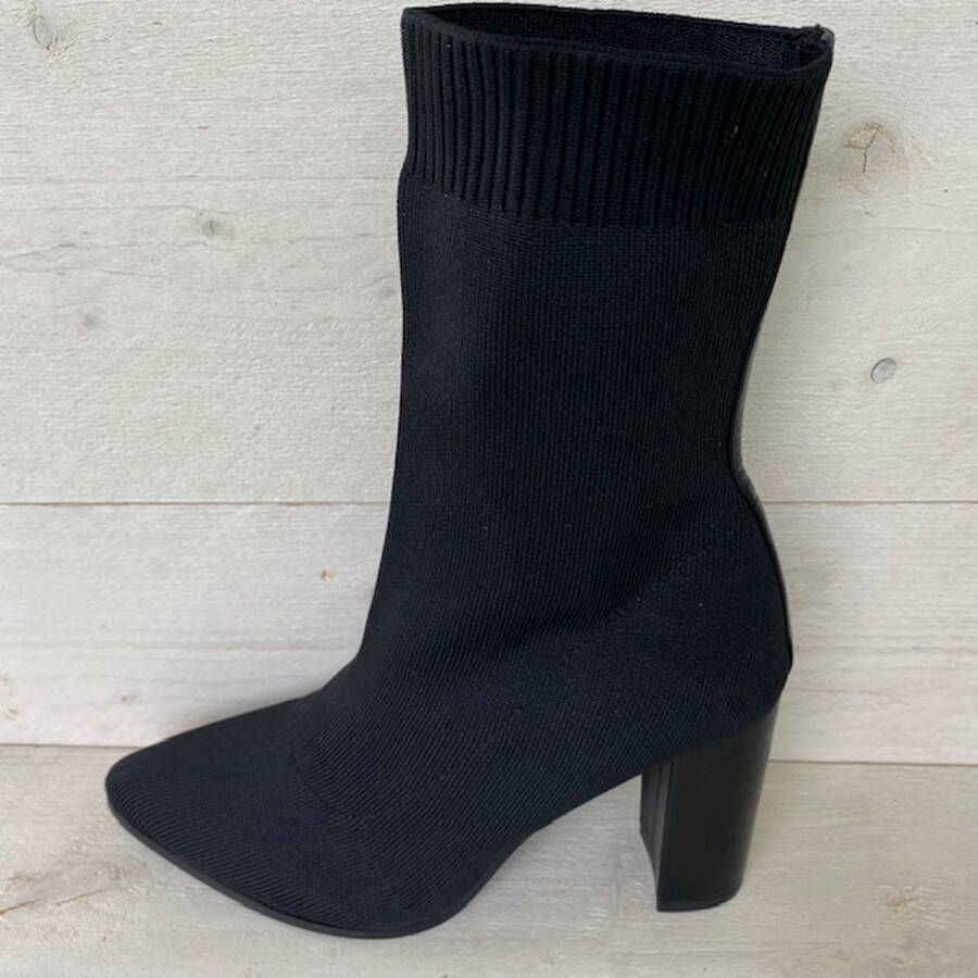 Weloveshoes Smile Favorites Dames Pumps Slingbacks met Hak Zwart Stof