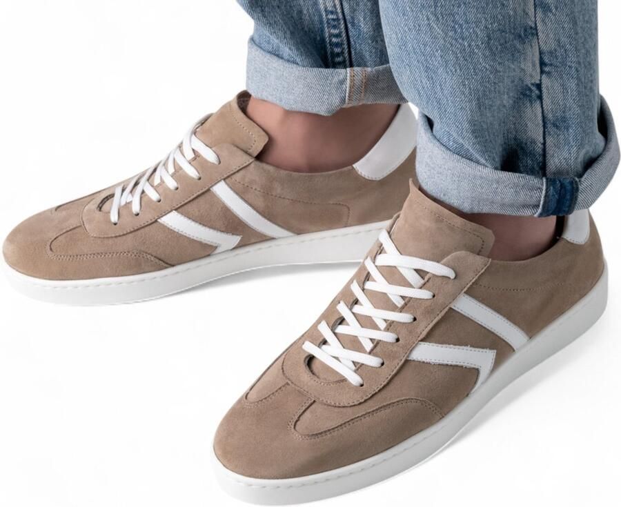 Werner Kern Heren Latin danssneakers Salerno Beige suède Licht flexibel & comfortabel Flexibele zool Geïntegreerde draaipunten Uitneembare binnenzool Ultralichte PU zool Latin Bachata Salsa Social Bruin